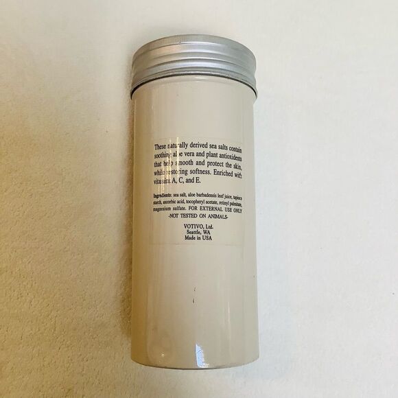 Votivo Bath Salts  CLEAN CRISP WHITE BATH SALTS Rare discontinued - Picture 4 of 5